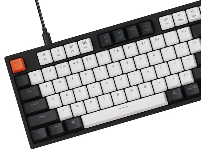 Механическая клавиатура Keychron C2 Gateron G Pro Blue, белая подсветка, чёрный — Фото 4