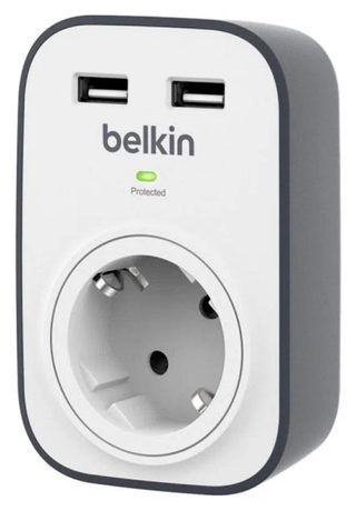 Сетевой фильтр Belkin SurgeCube 1-Outlet with 2 USB 2.4A, красный