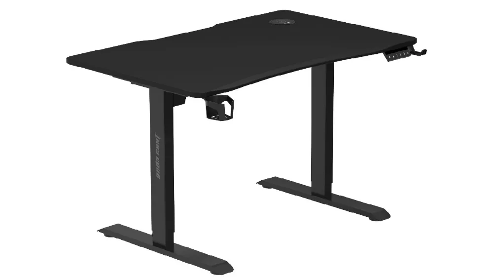 AndaSeat Xtreme Pro 120 × 75 sm: stol usti ostidagi boʻsh joy va quloqchin ilgagi
