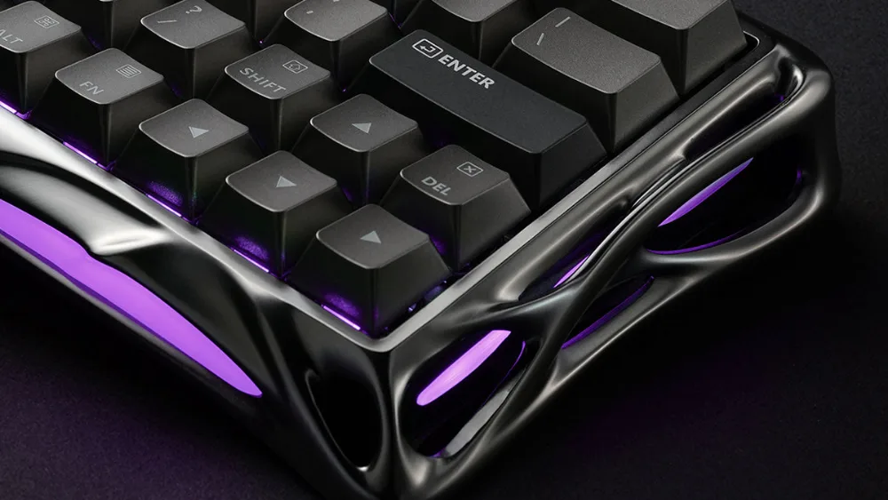 GravaStar Mercury V60 Pro GunMetal korpusi teshiklaridagi binafsha yon yoritish