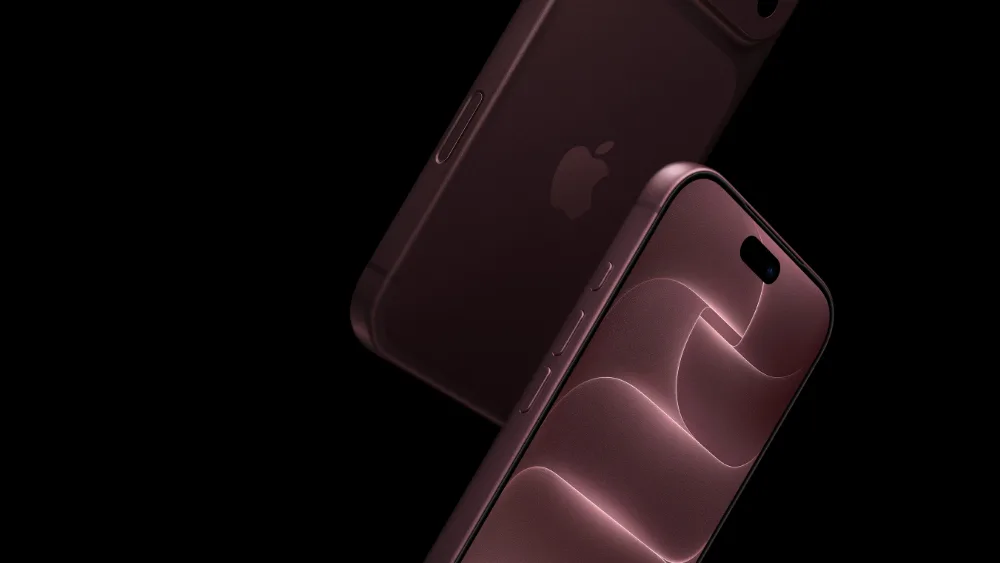 Цельный алюминиевый корпус iPhone 18 Pro в бордовом цвете