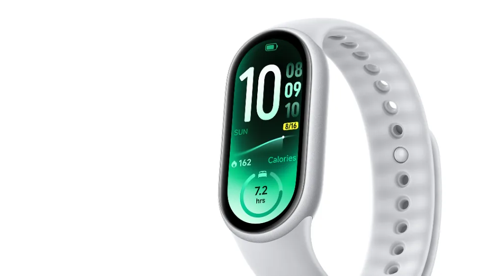 Xiaomi Smart Band 11 yaqindan — TPU tasmadagi qalinligi 9,99 mm boʻlgan kapsula