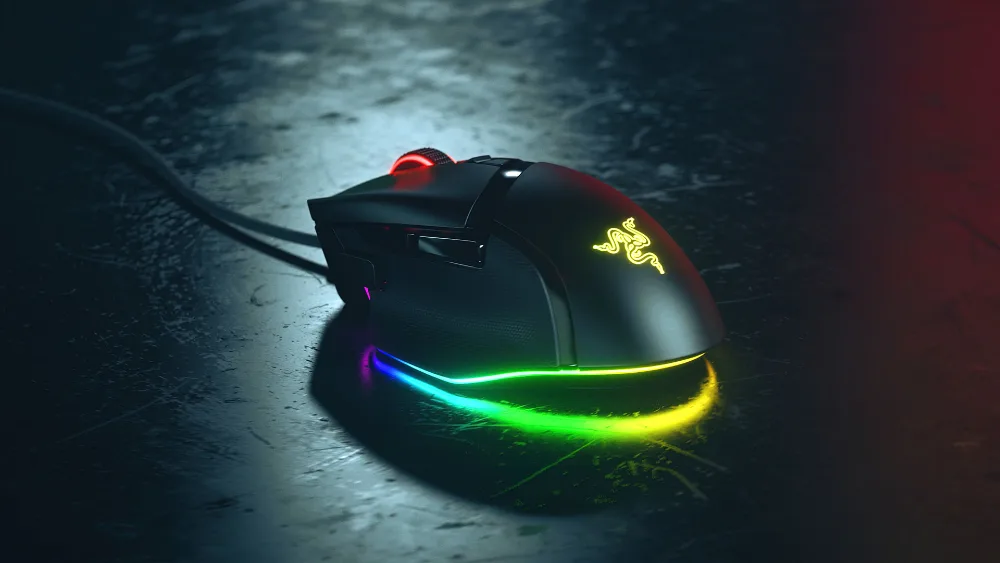 Проводная мышь Razer Basilisk V3 с подсветкой по нижнему краю
