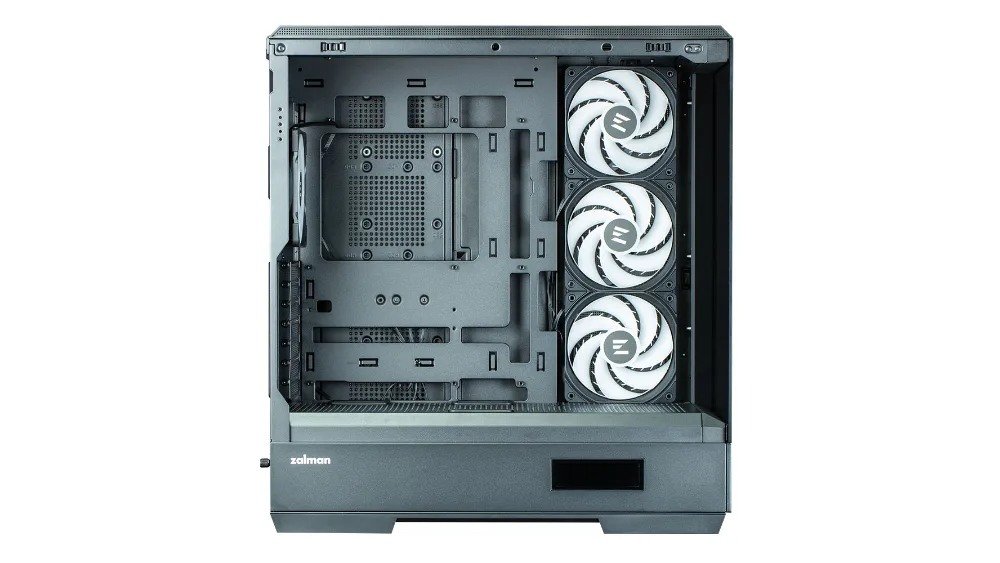 Zalman P50 DS без стекла — три вентилятора 120 мм в ряд у переднего стекла и место под плату ATX